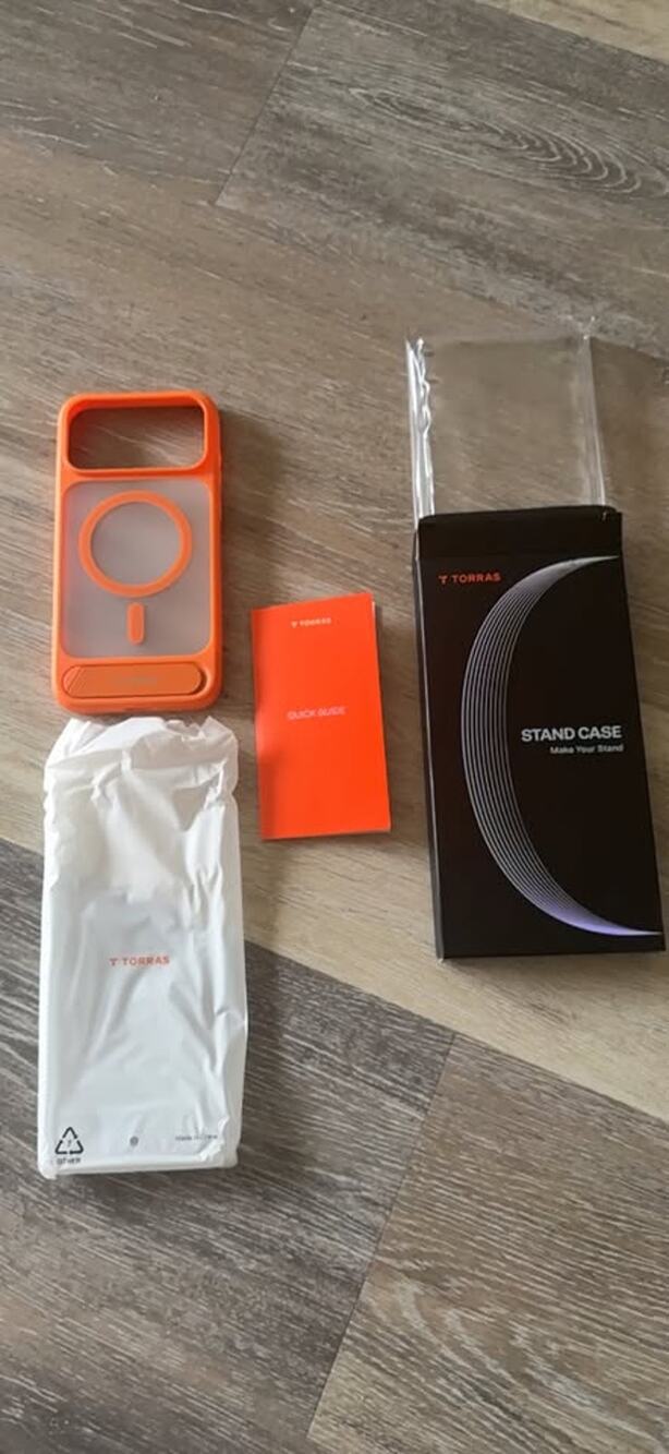 T TORRAS Stand Case
